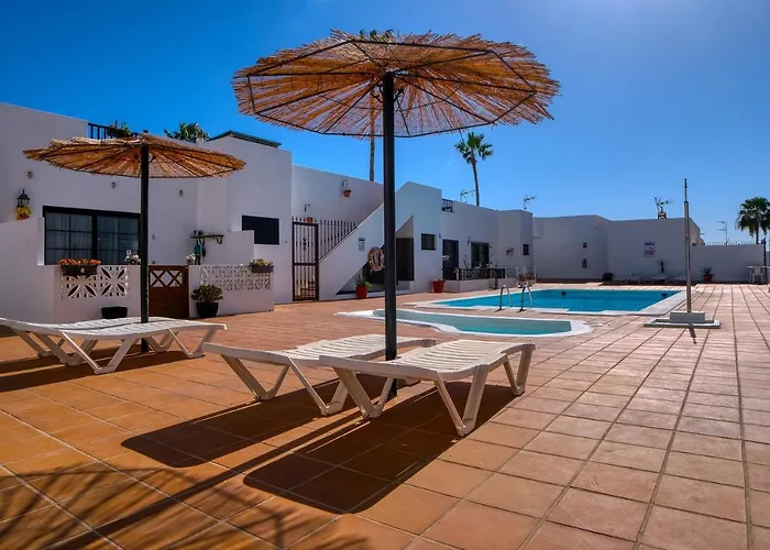 Sea Waves Lanzarote- 500m From Playa Grande, Pool And Terrace By Lanzarote Hébergement de vacances